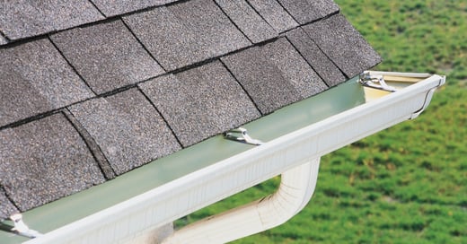 Aluminum vs. Vinyl Gutters: Which Is Right for Your Home?